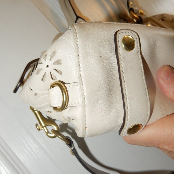 Coach eyelet purse - Picture 6 of 15